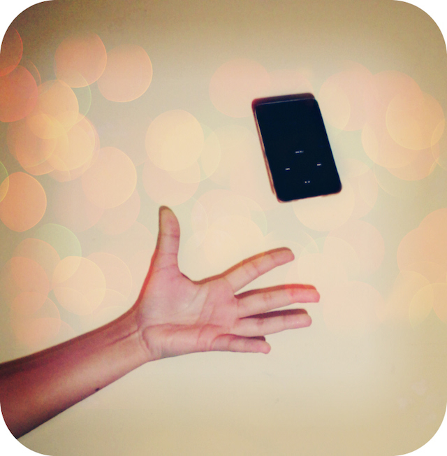 iPod Hand